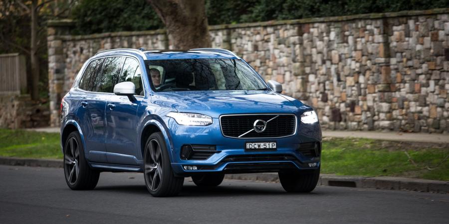  Volvo XC90 T6 R-Design 2016 года  (AU) (фото 4 из 23)
